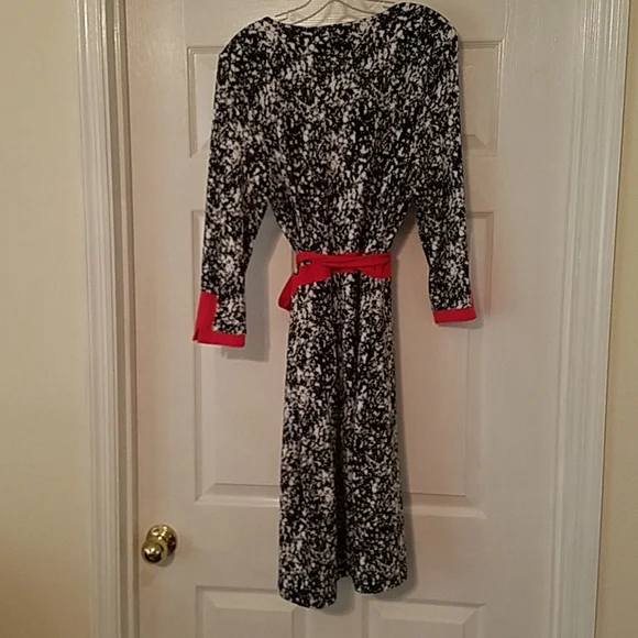 Ann Taylor Wrap Dress - Picture 3 of 3